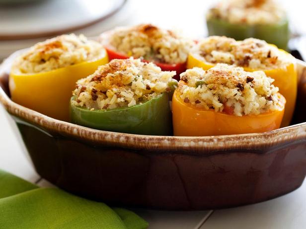 Gefüllte Paprika nach spanischer Art