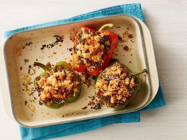 Gefüllte Paprika mit Pute und Quinoa