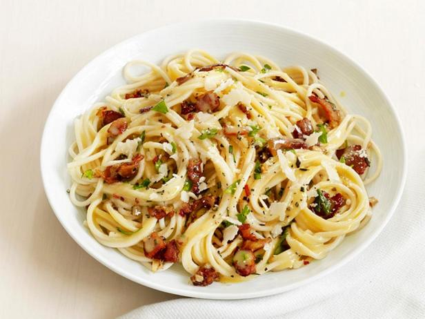 Spaghetti Carbonara mit Speck