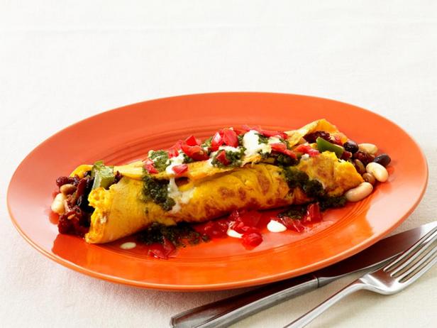 Großer Tex-Mex-Burrito im Omelett