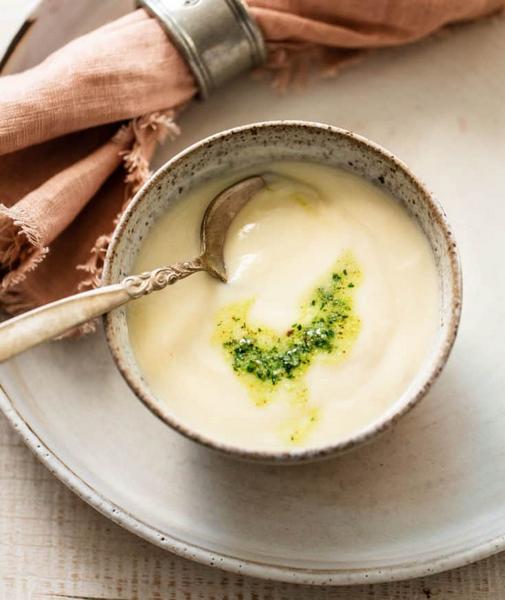 So macht man Béchamelsauce