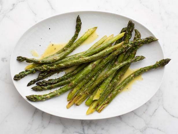 Zubereitung - Gebratener Spargel mit Zitronendressing