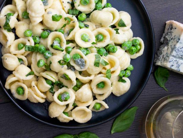 Πώς να φτιάξετε - Ζυμαρικά Orecchiette με σπαράγγια και πράσινα μπιζέλια
