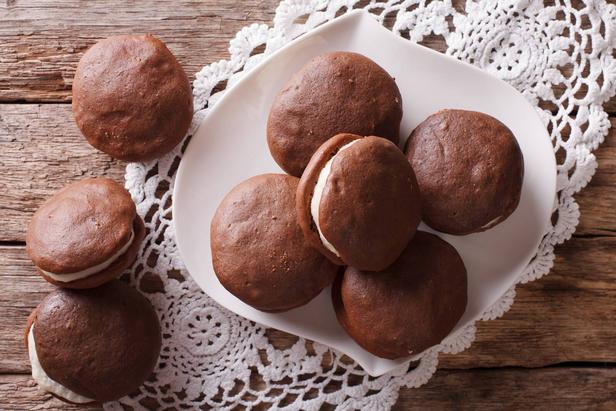 Πώς να φτιάξετε μπισκότα σάντουιτς με πίτα Whoopie