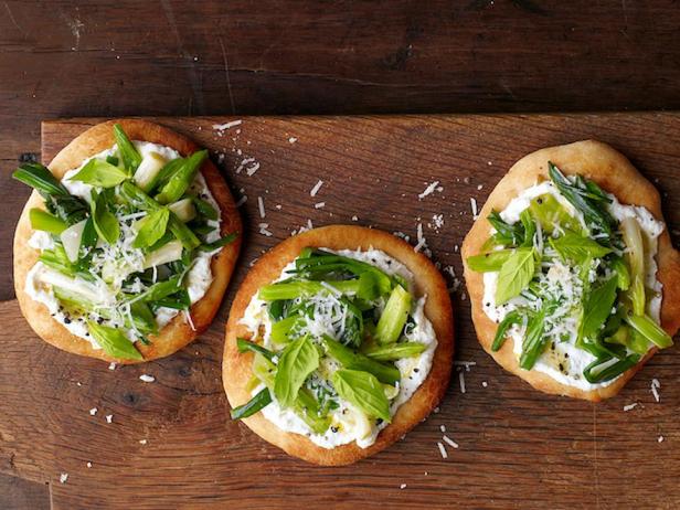 Frühlings-Mini-Pizzen