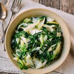 Gebratener Pak Choi mit Ingwer und Knoblauch