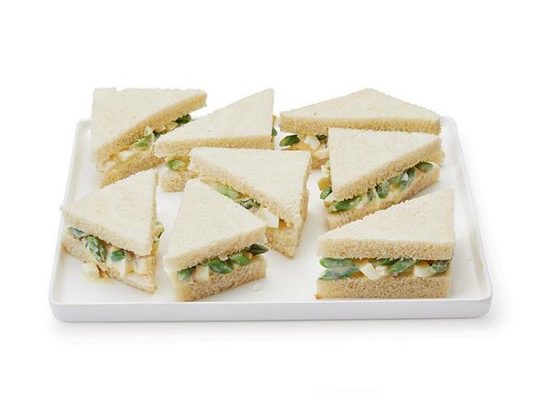 Eiersalat- und Spargel-Sandwiches