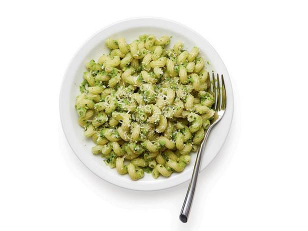 Pasta mit Spargelpesto