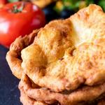 Indisches Frittiertes Brot