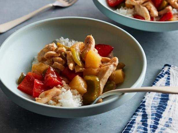 Zubereitung - Hähnchen in Ananassauce mit Reis
