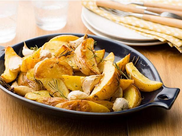 Come preparare le patate rustiche al rosmarino