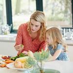 علّم أطفالك: 10 عادات غذائية صحية