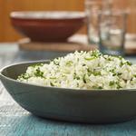 Reis mit Knoblauch, Limette und Koriander