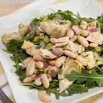 Salat mit Artischocken, Bohnen und Thunfisch