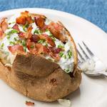 Gebackene Kartoffeln mit Sauerrahm