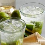 Caipirinha-Cocktail mit brasilianischem Wodka