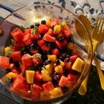 Fruchtsalat mit Honigdressing