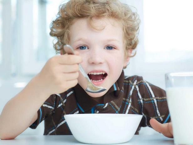 Süßes Müsli und Porridge