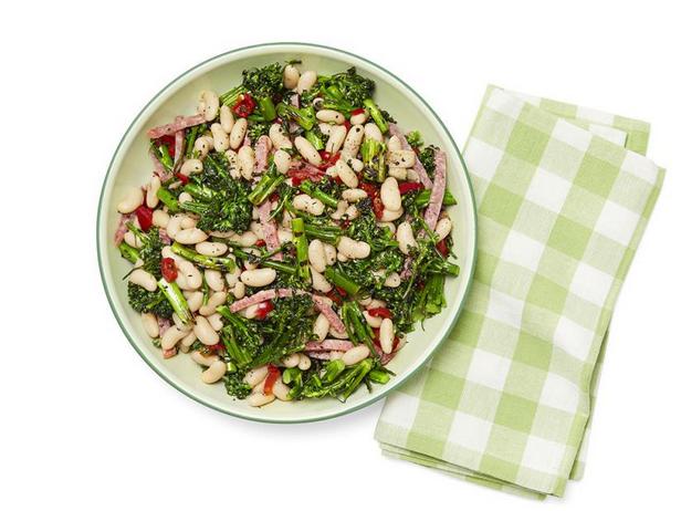 Zubereitung - Antipasto-Salat mit gegrilltem Brokkoli