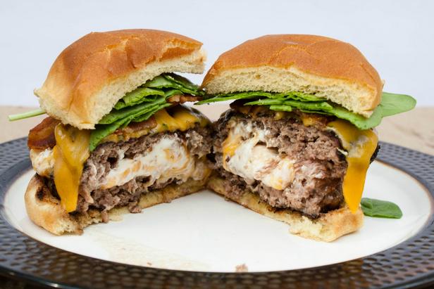 Tavuk Kiev Burger Nasıl Yapılır?