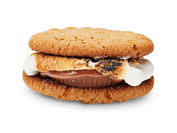 Wie man Erdnussbutter-S'mores zubereitet