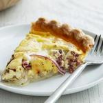 Pastrami- und Schweizer Käse-Quiche