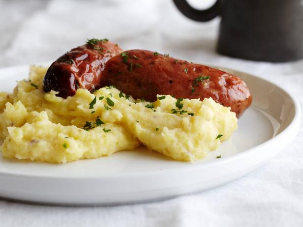 Würstchen mit Kartoffelpüree