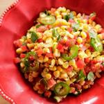 Salat mit gebratenem Mais