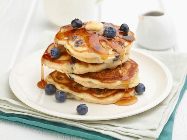 Wie man Blaubeerpfannkuchen zubereitet