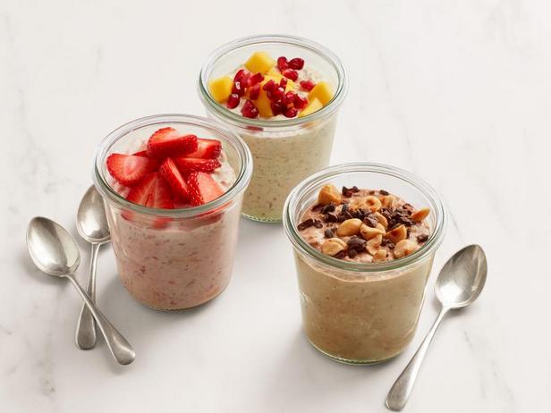 So bereiten Sie Overnight Oats im Glas zu