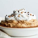 Hoher Erdnussbutter-Brownie-Kuchen