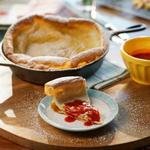 Luftiger Dutch Baby Pancake mit Himbeer-Orangen-Coulis