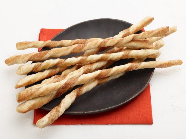 Tarçınlı Ekmek Çubukları