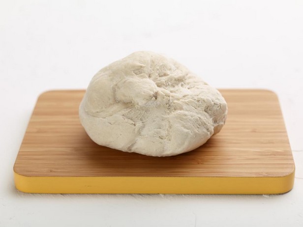 dondurulmuş pizza hamuru