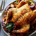 Festliches Hähnchen mit gebackenem Gemüse