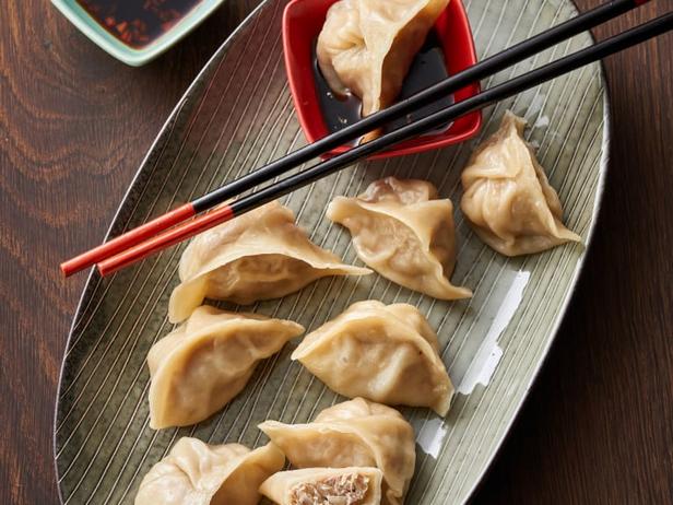 Wie man Jiaozi-Teigtaschen zubereitet
