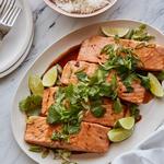 Lachs mit Sojasauce und Ingwer