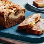 Bananenbrot mit Käsekuchenfüllung