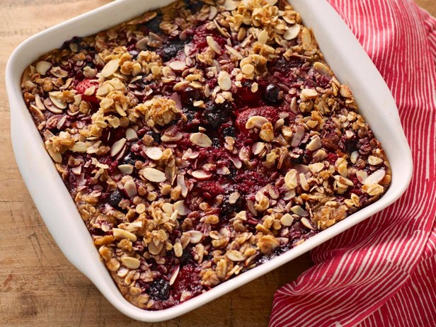 Haferflockenauflauf mit Beeren
