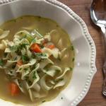 Hühnernudelsuppe