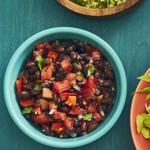 Pico de Gallo mit schwarzen Bohnen