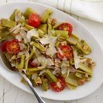 Gerösteter Sellerie mit Tomaten und gehobeltem Parmesan