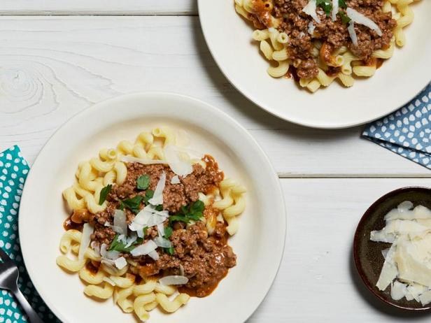 Bolonez Sosu Nasıl Yapılır - Hızlı ve Kolay