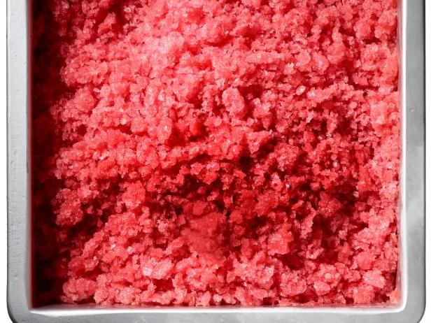 Wie man Wassermelonen-Himbeer-Granita zubereitet