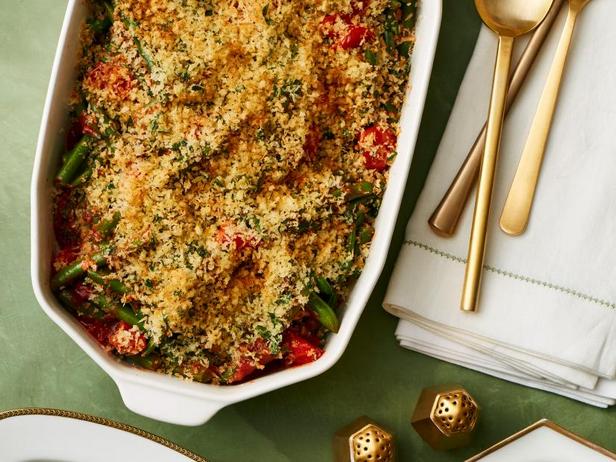 Wie man grünen Bohnenauflauf mit Tomaten zubereitet