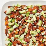 Gebackene Süßkartoffeln mit Avocado-Ranch-Sauce