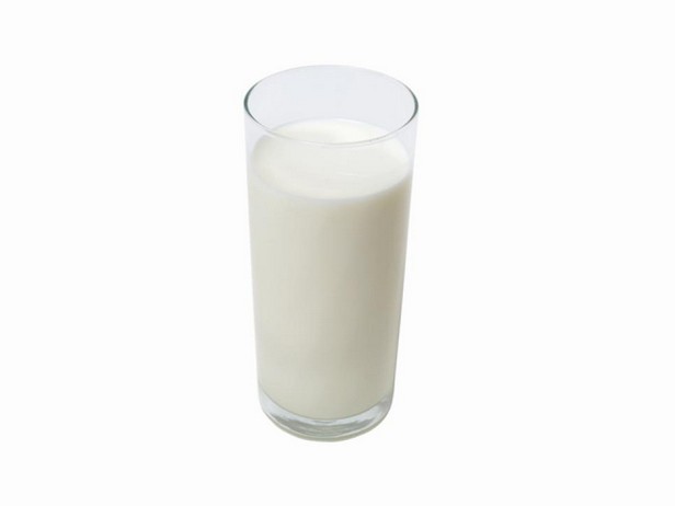 حليب خالي الدسم