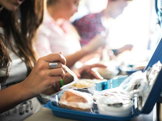 So kochen Sie sicher auf Reisen