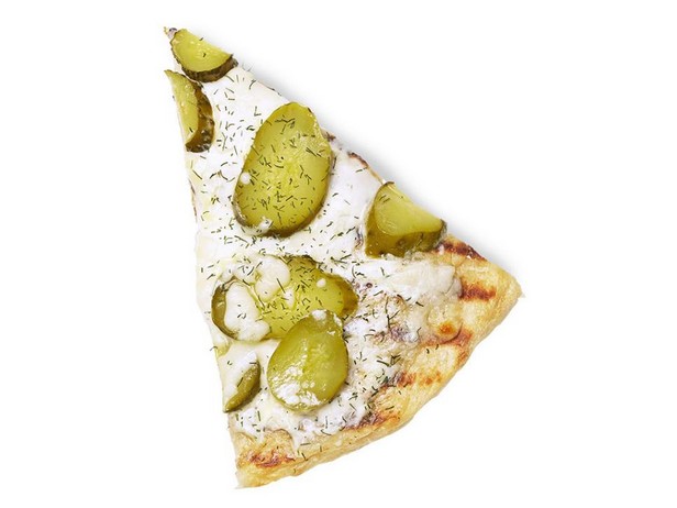 Pizza mit Essiggurken