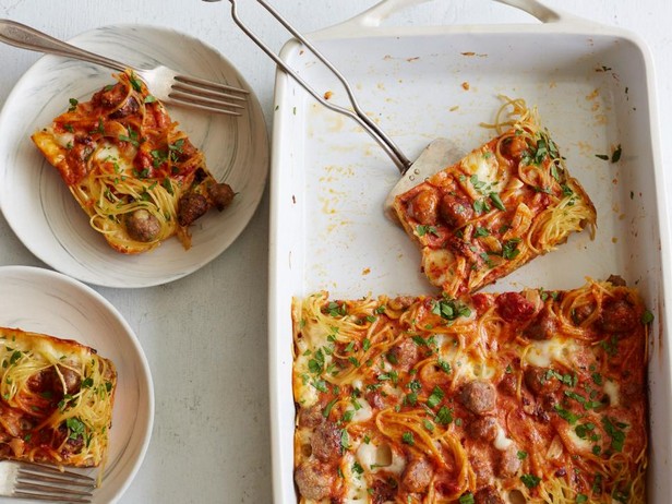 Spaghetti- und Fleischbällchen-Auflauf